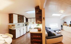 Apartment L&M